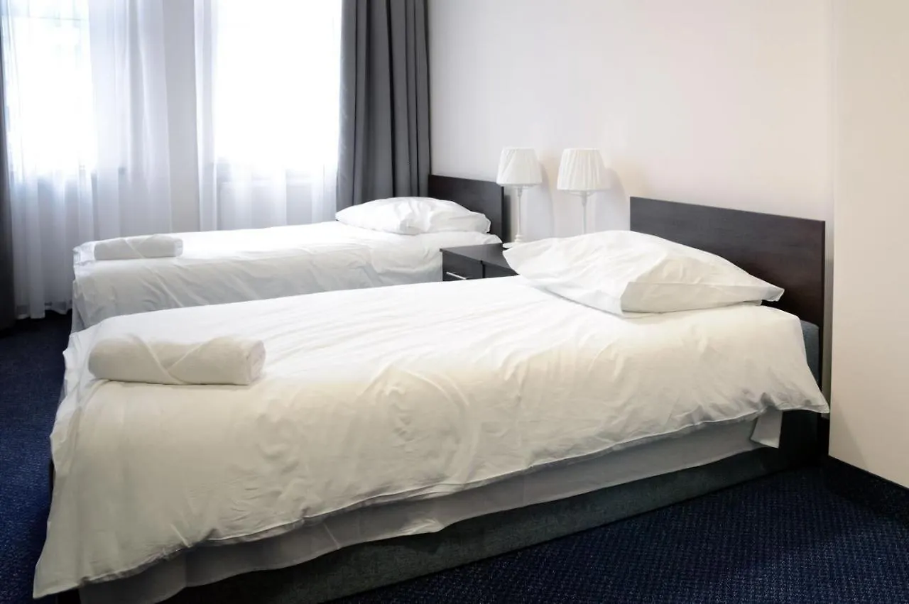 Baza Hotelowa Bobrowiecka 9 location